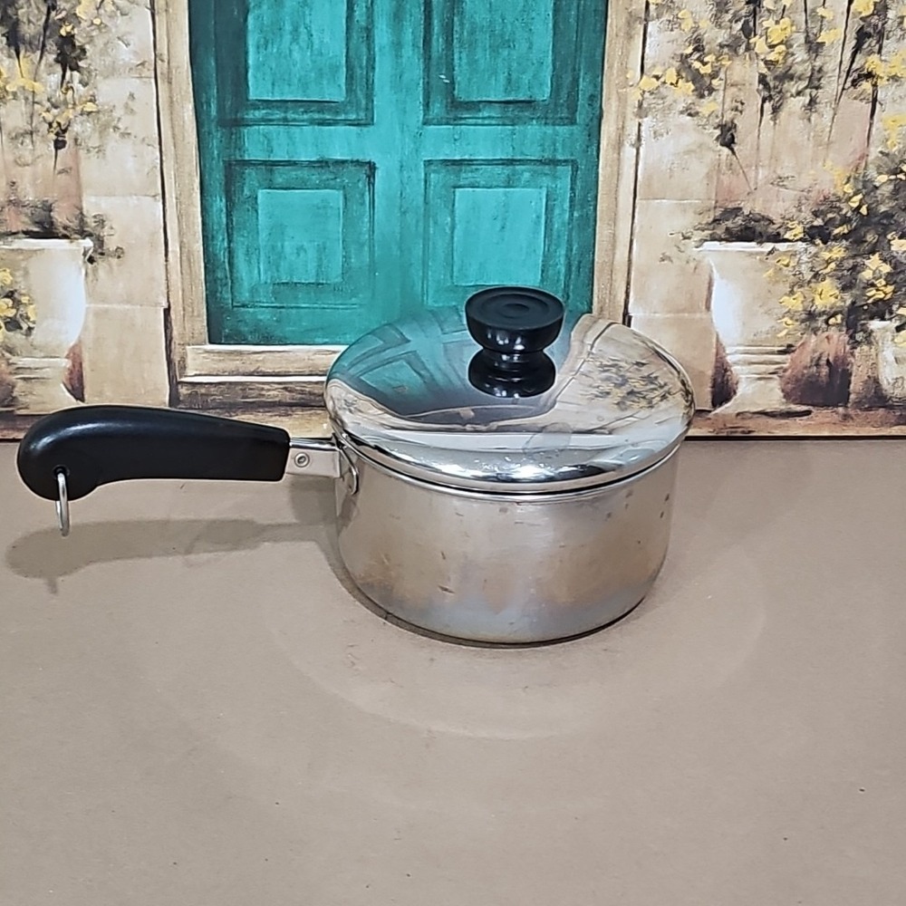 Vintage Revere Ware 1.5 Quart 1 1/2 Qt - 89 Pan Sauce Pot with Lid- B